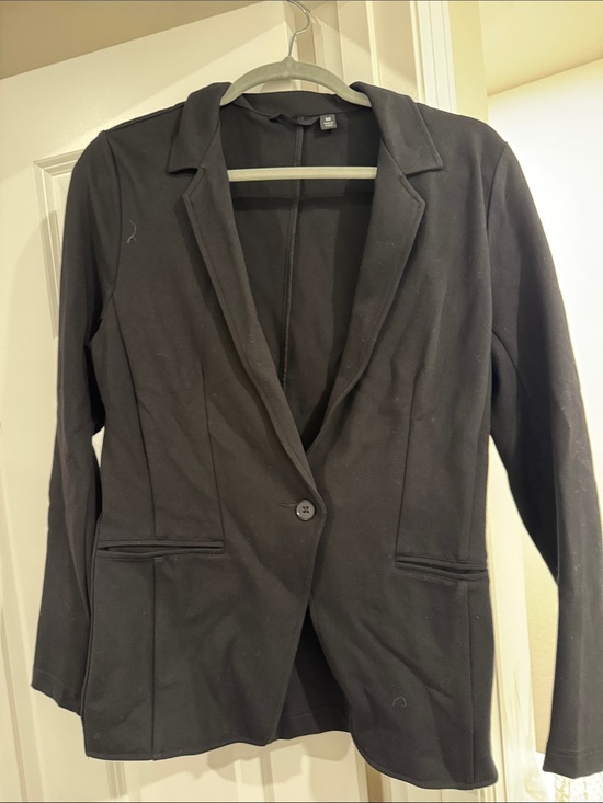 Betabrand Jackets & Blazers - NWOT Betabrand Black Single-Button Women's Blazer